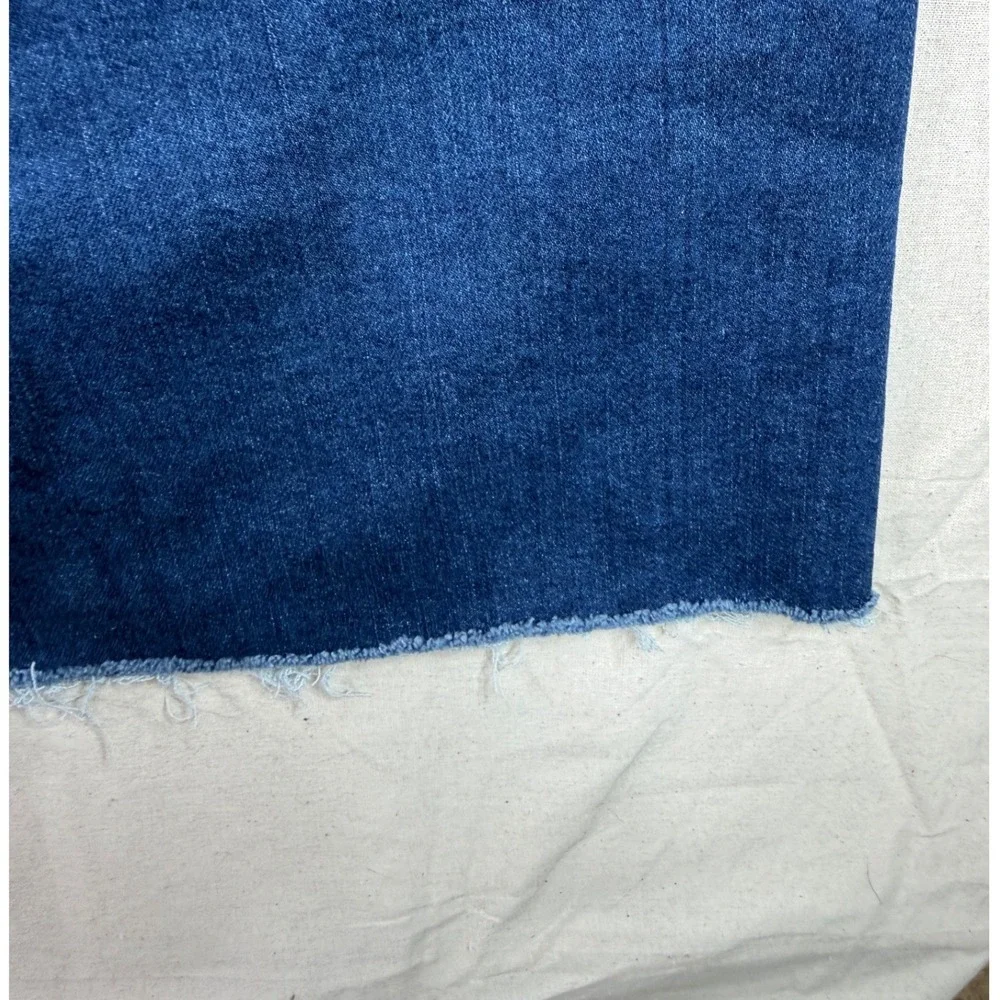 Sofia‎ Vergara Margot Wide Leg Frayed Hem Jeans size 8 Blue